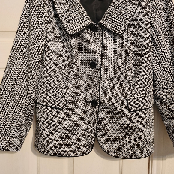 John Meyer Collection Black and White Geometric Block Pattern Jacket - Picture 2 of 6